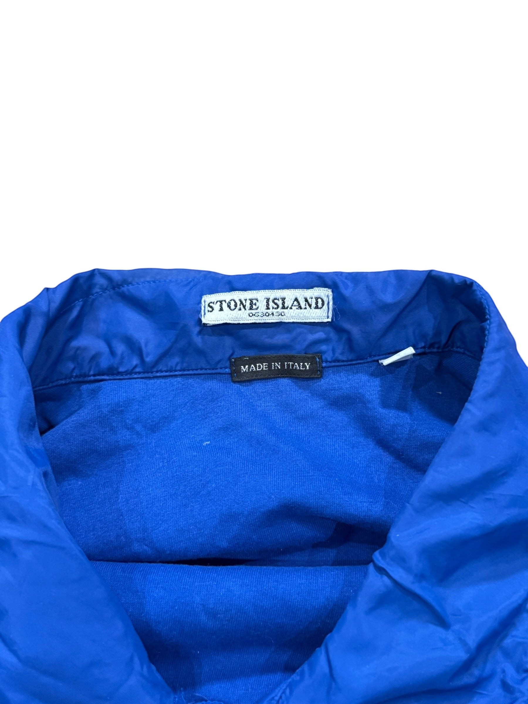Archive No. 9 blue Stone Island windbreaker jacket, size M, made in Italy, 2004 collection. Lightweight and waterproof.