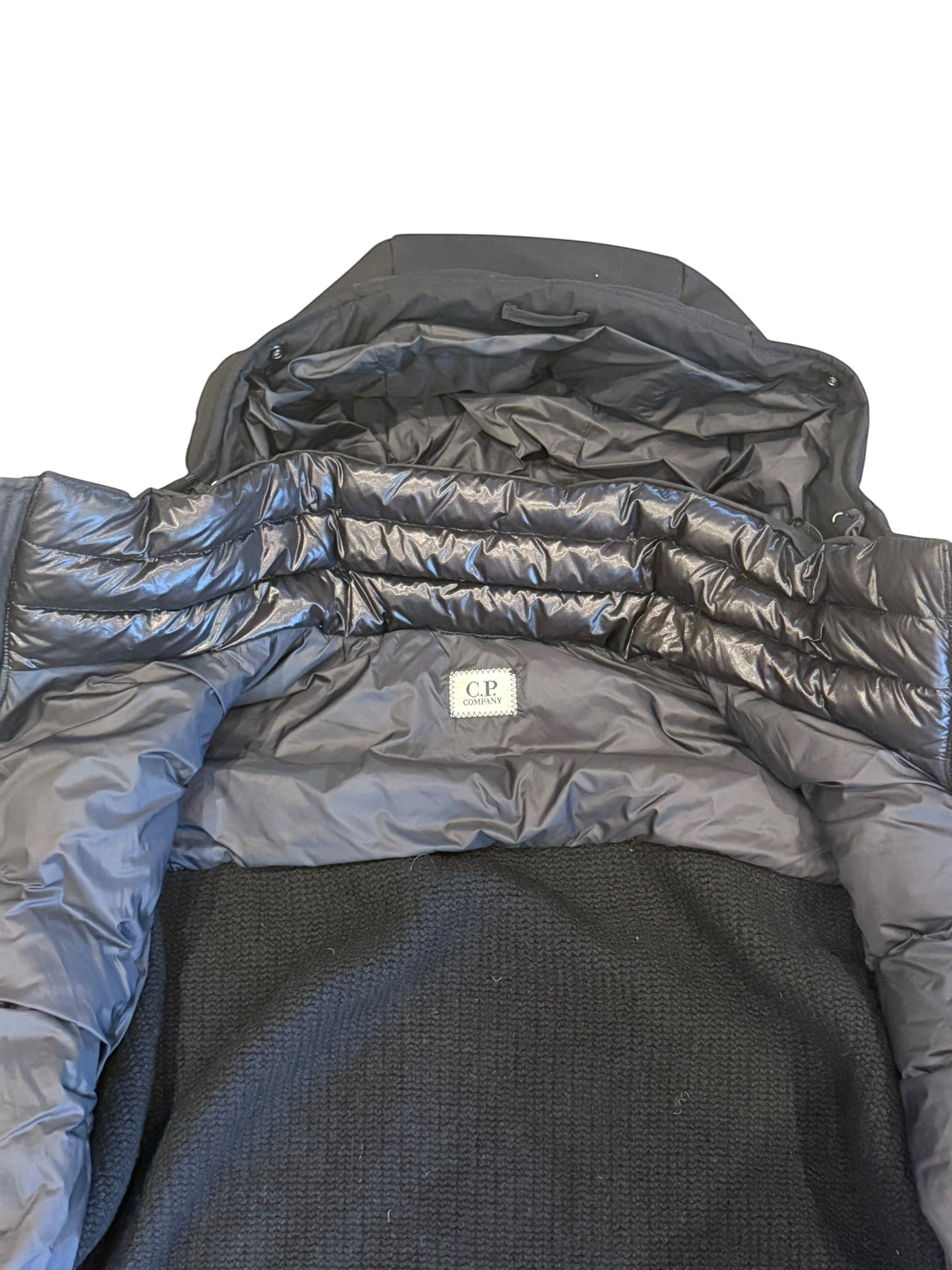 Archive No. 9 C.P. Company black hybrid jacket with down puffer and knitted material, detachable hood, size M.