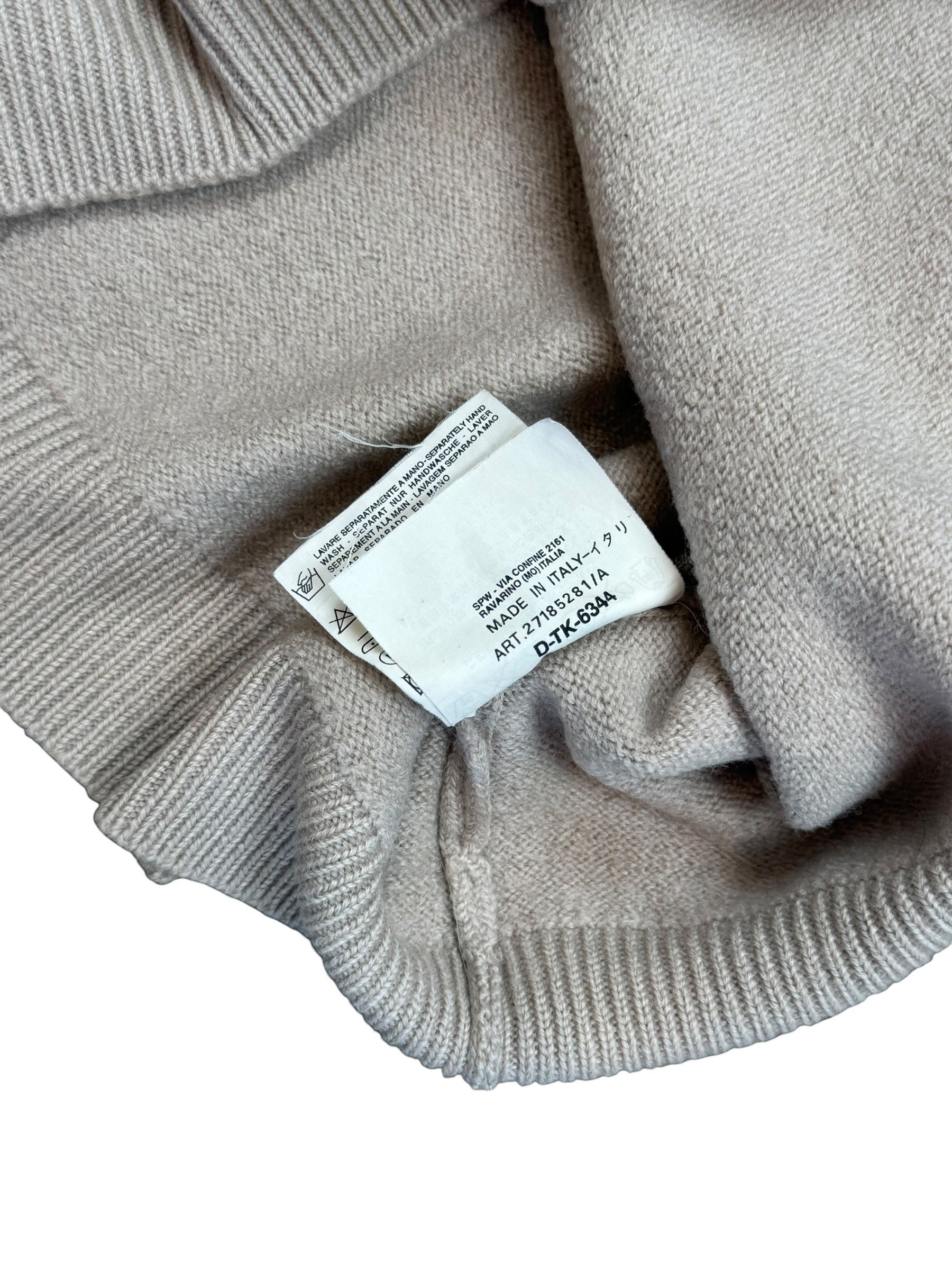 Archive No. 9 C.P. Company cream 100% Lana wool V-neck knitted jumper, vintage Massimo Osti era.