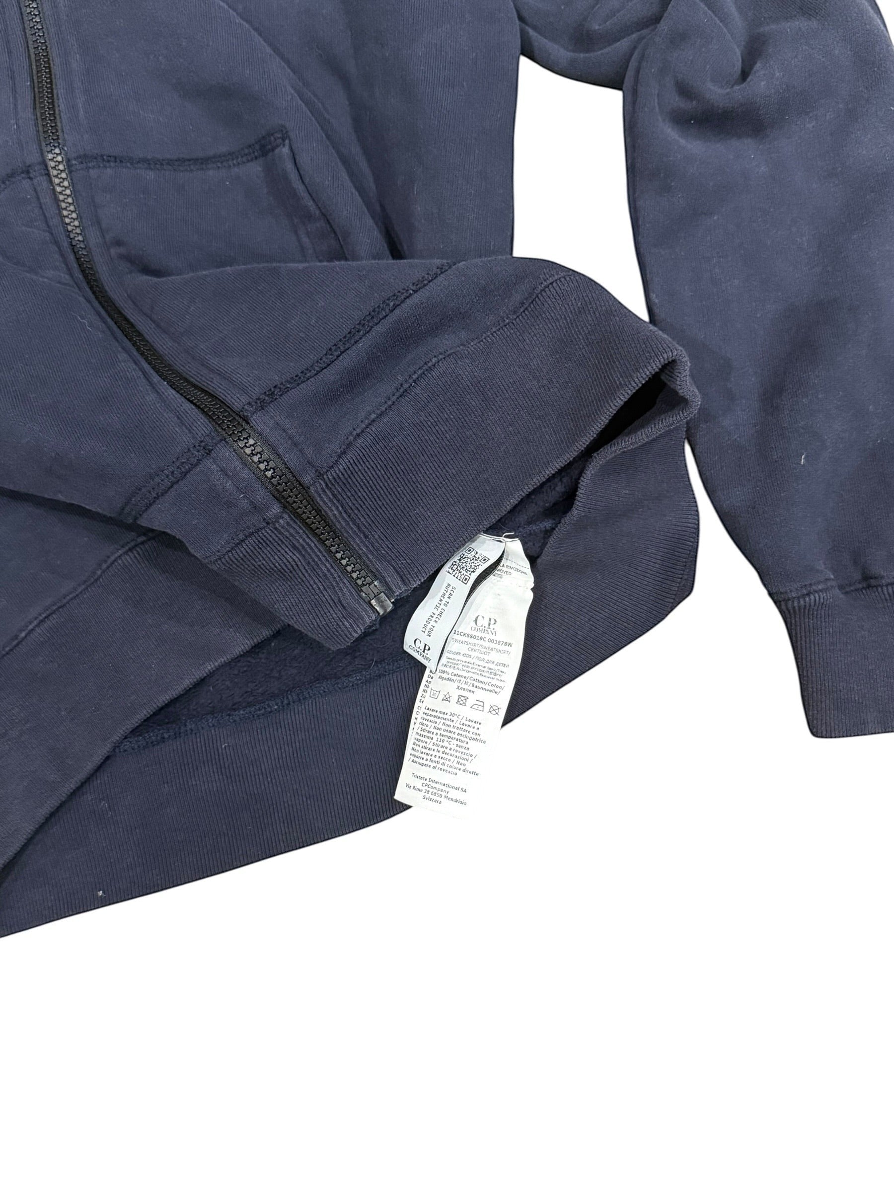 Archive No. 9 navy C.P. Company zip-up hoodie with iconic goggles on hood and fleeced interior. Size Medium.