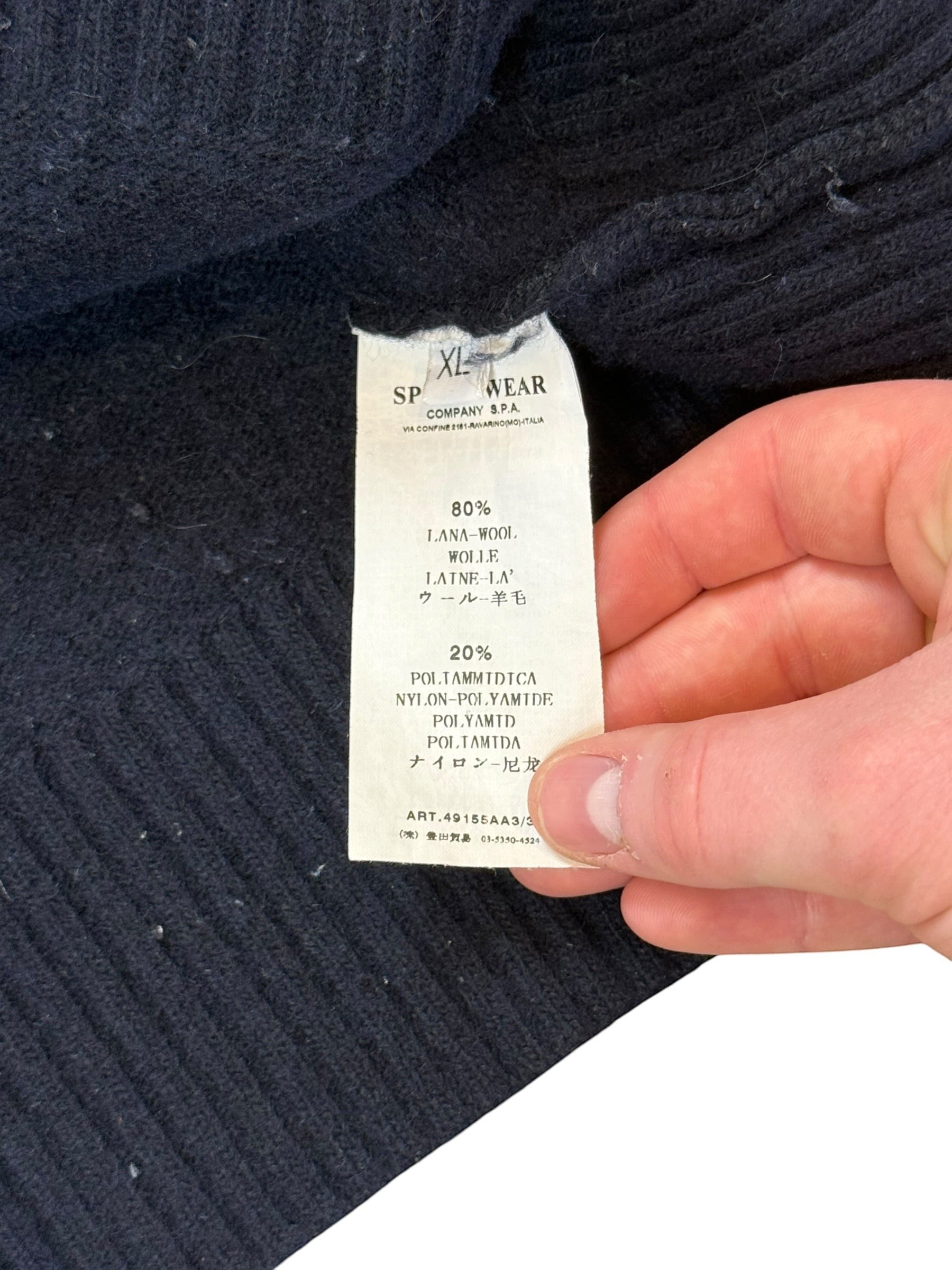 Archive No. 9 navy 80% lana wool vintage Knit Jumper, size M. Features ribbed texture and a soft feel.