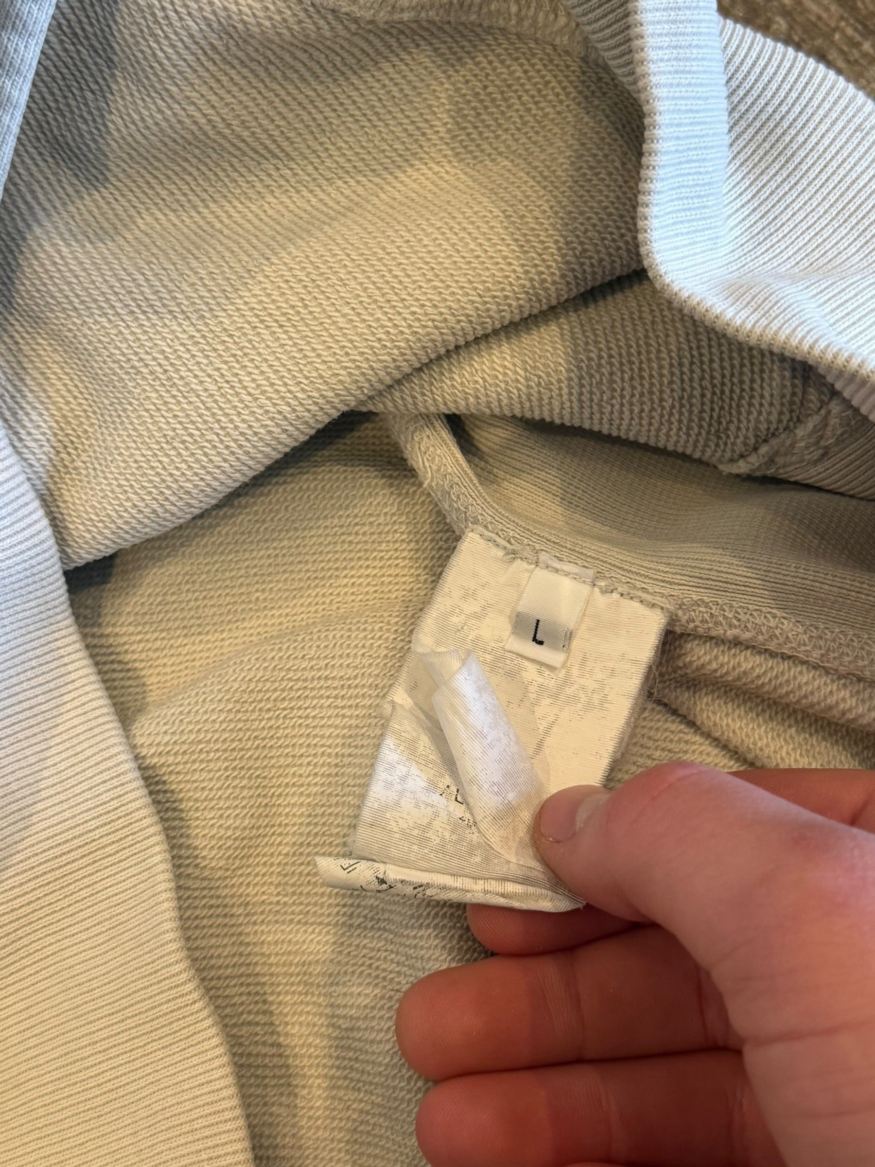 Archive No. 9 Stone Island white cotton jacket, size L, with a button-up design and thick, durable fabric.